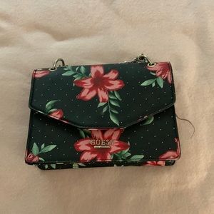 Floral guess crossbody